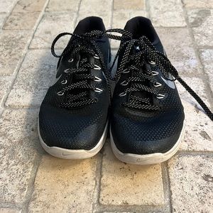 Nike Merton 4